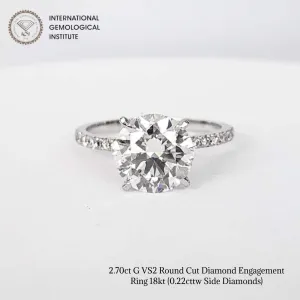 2.70ct G VS2 Round Center Diamond Paved Band 18kt IGI Certified