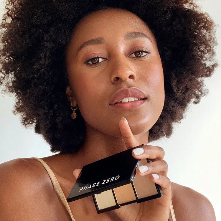 3-in-1 Highlighter Palette - FREE GIFT