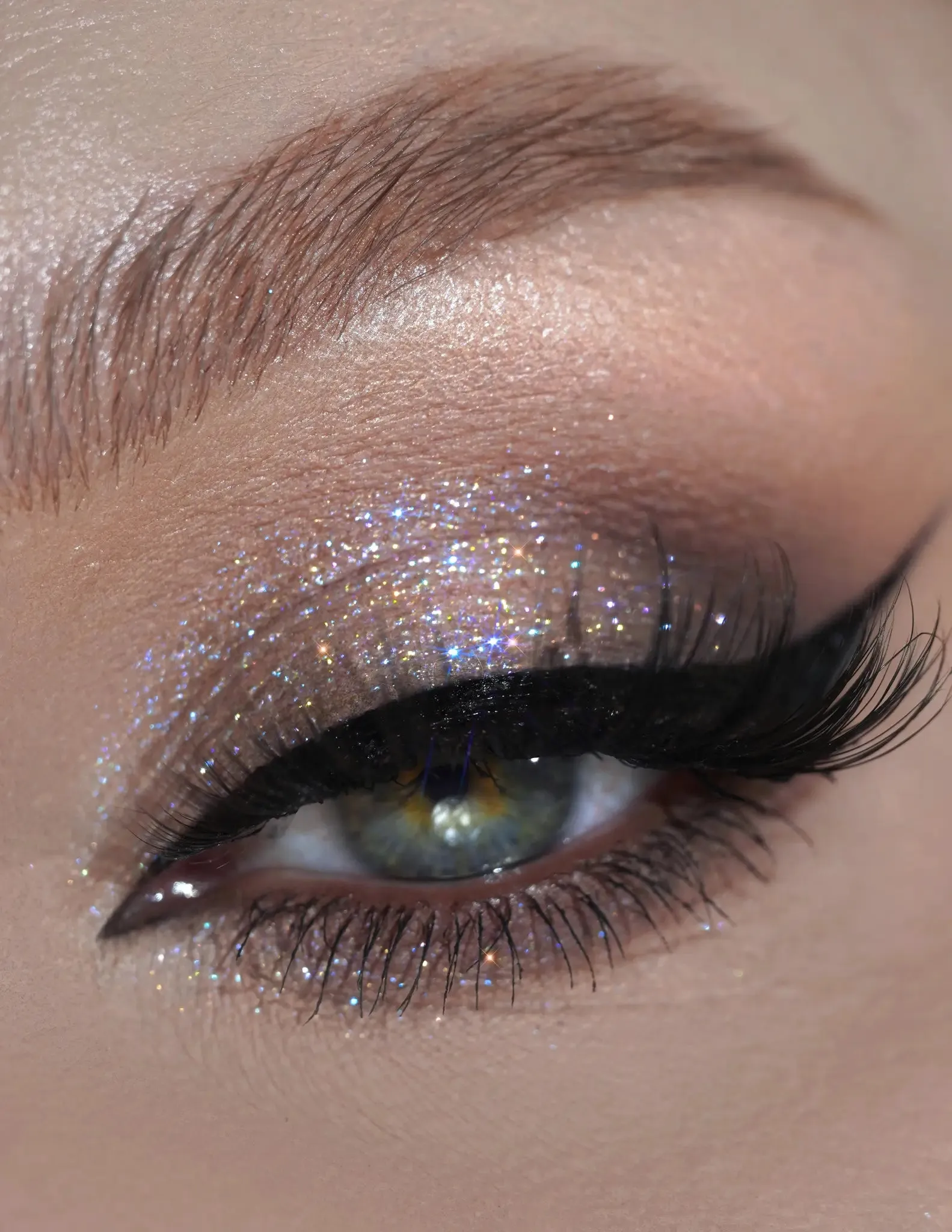 #43 Lavender Eyeshadow Glitter
