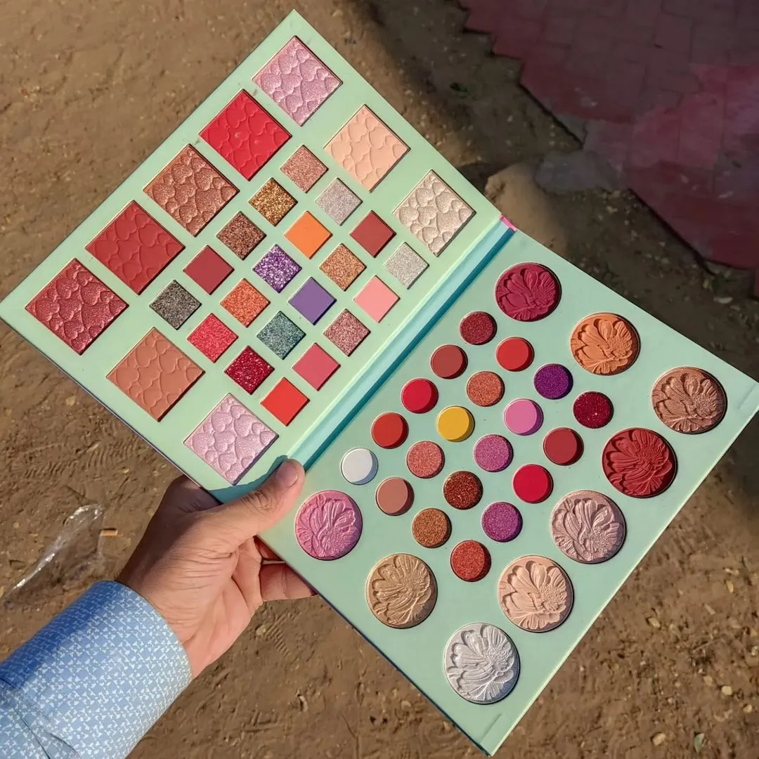 58 Color All-in-One Blush Highlighter Eyeshadow Makeup Palette