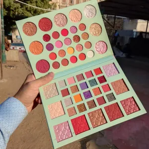 58 Color All-in-One Blush Highlighter Eyeshadow Makeup Palette