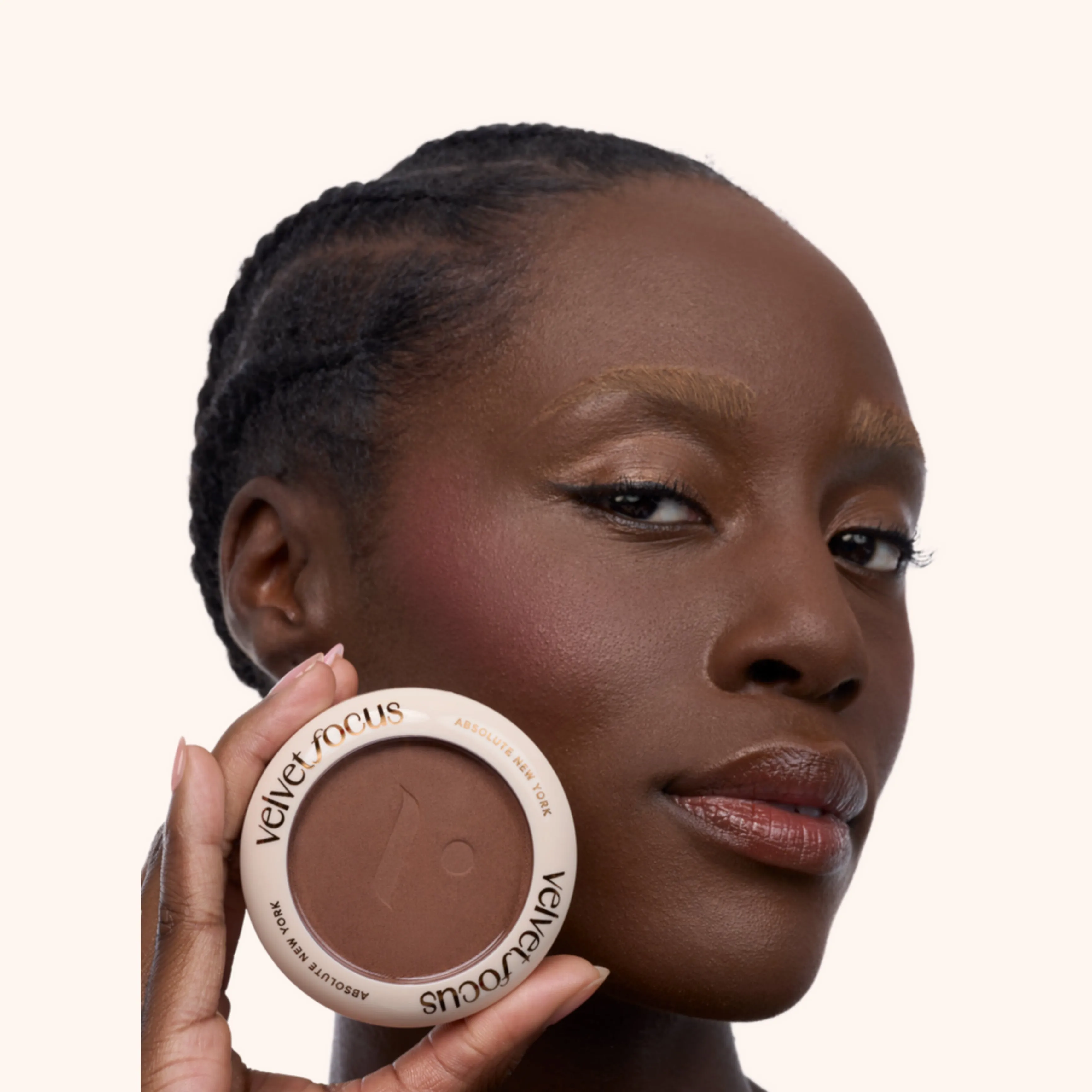 Absolute NY Velvet Focus Powder Foundation