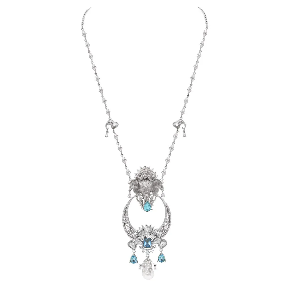 Alfil Crescentic Pendant