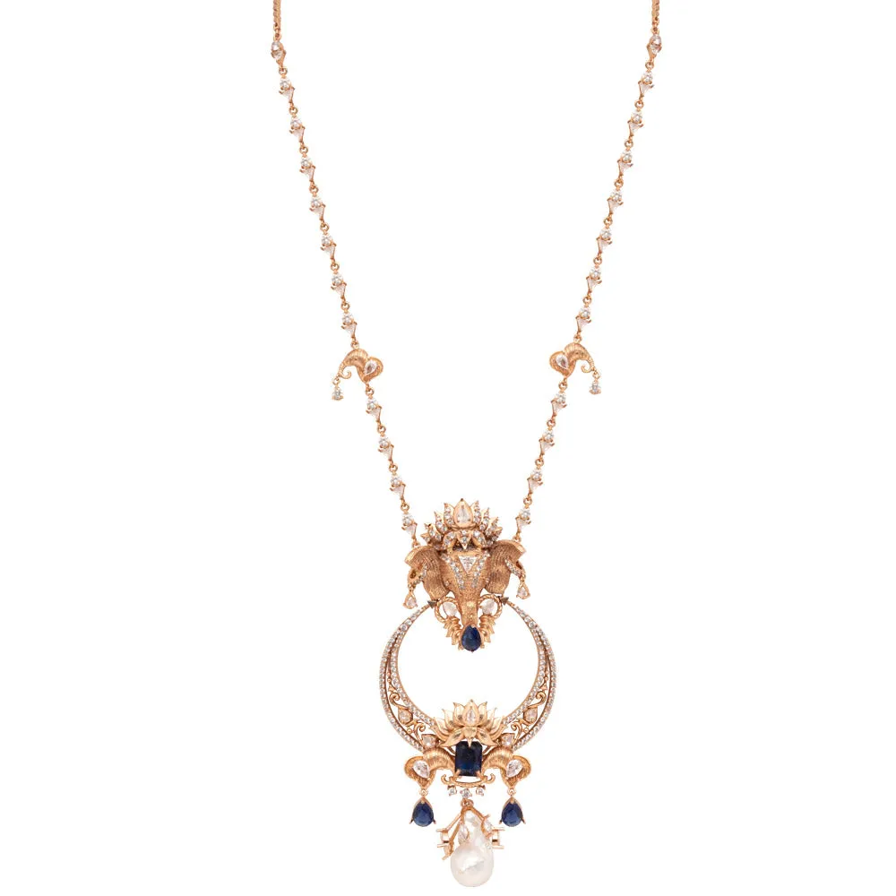 Alfil Crescentic Pendant