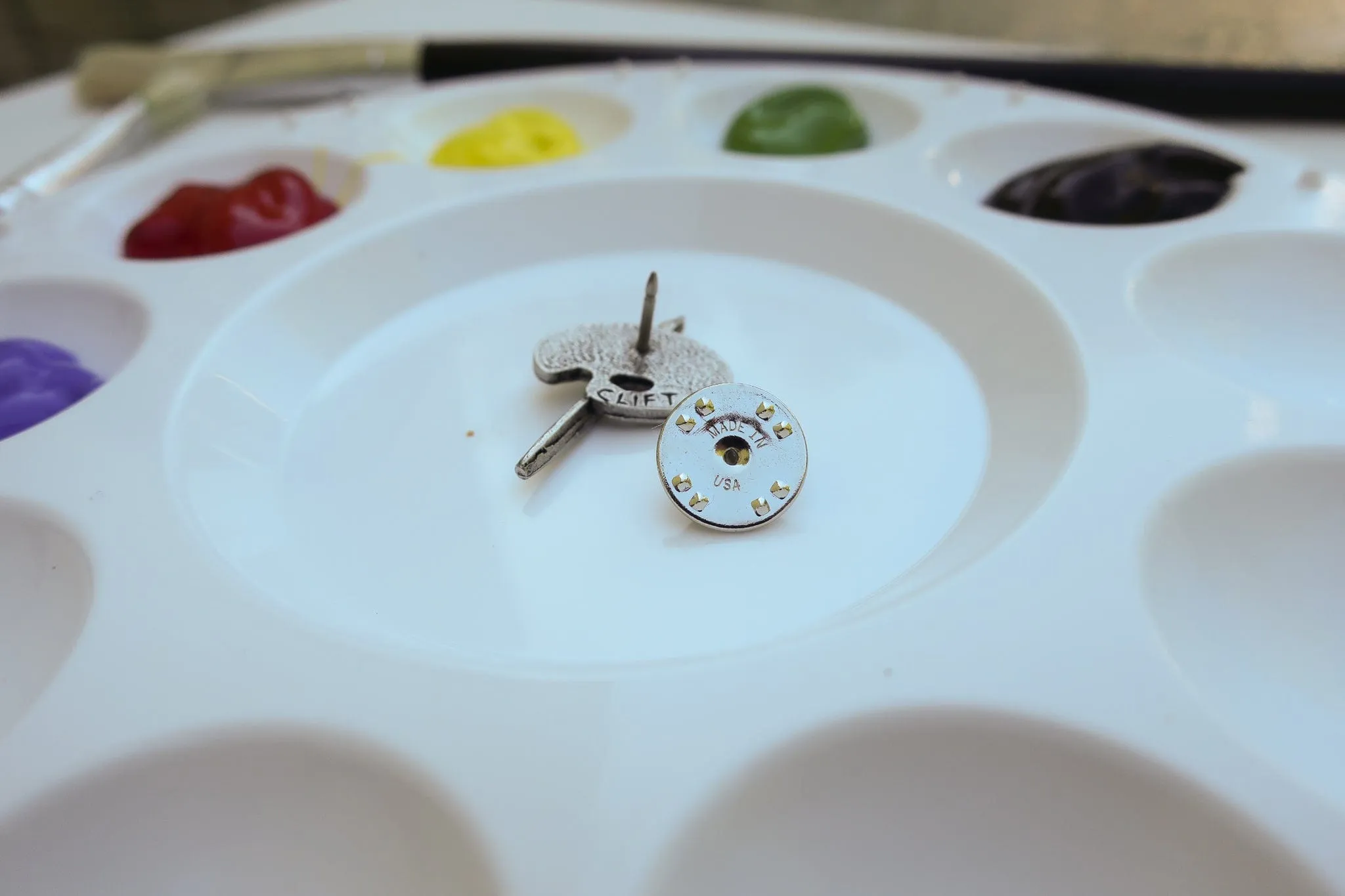 Art Palette Lapel Pin
