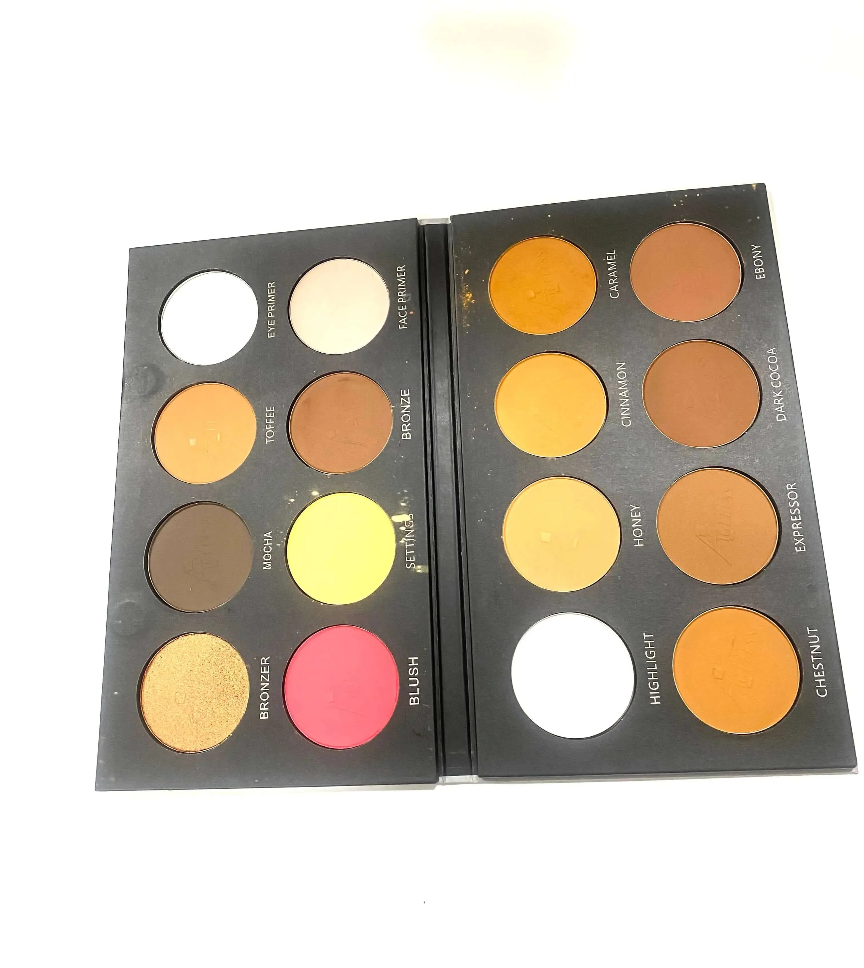 Becharm 16 in 1 palette