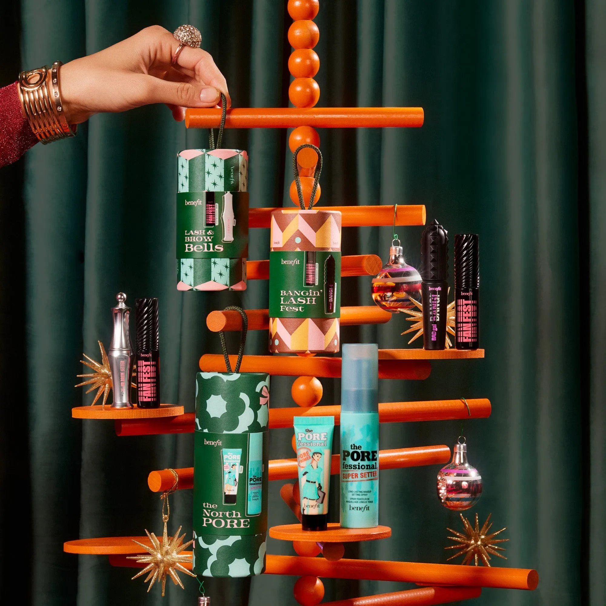 Benefit The North PORE Primer & Makeup Setting Spray Stocking Stuffer