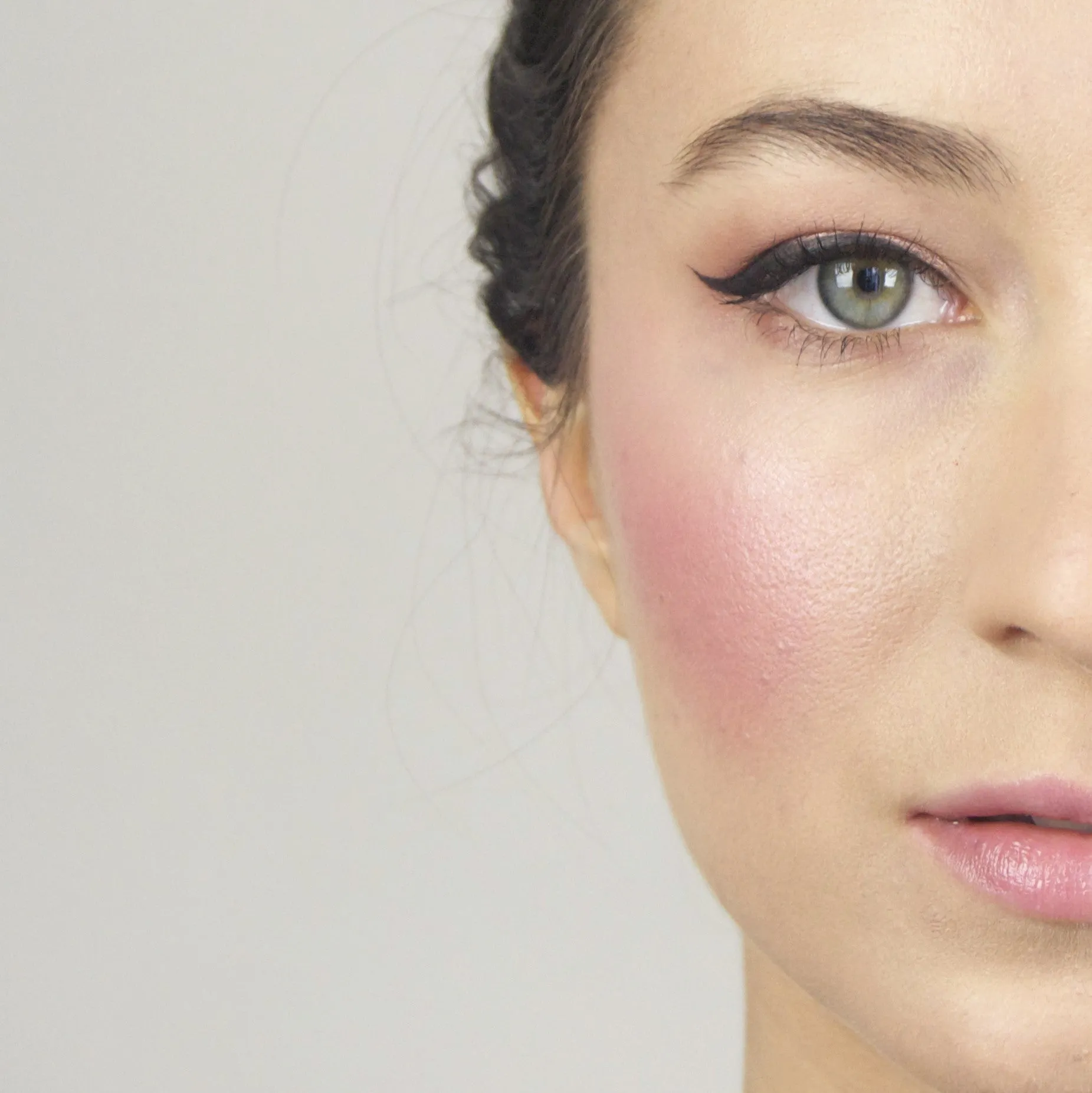Black Beauty Eyeliner   Eyeshadow