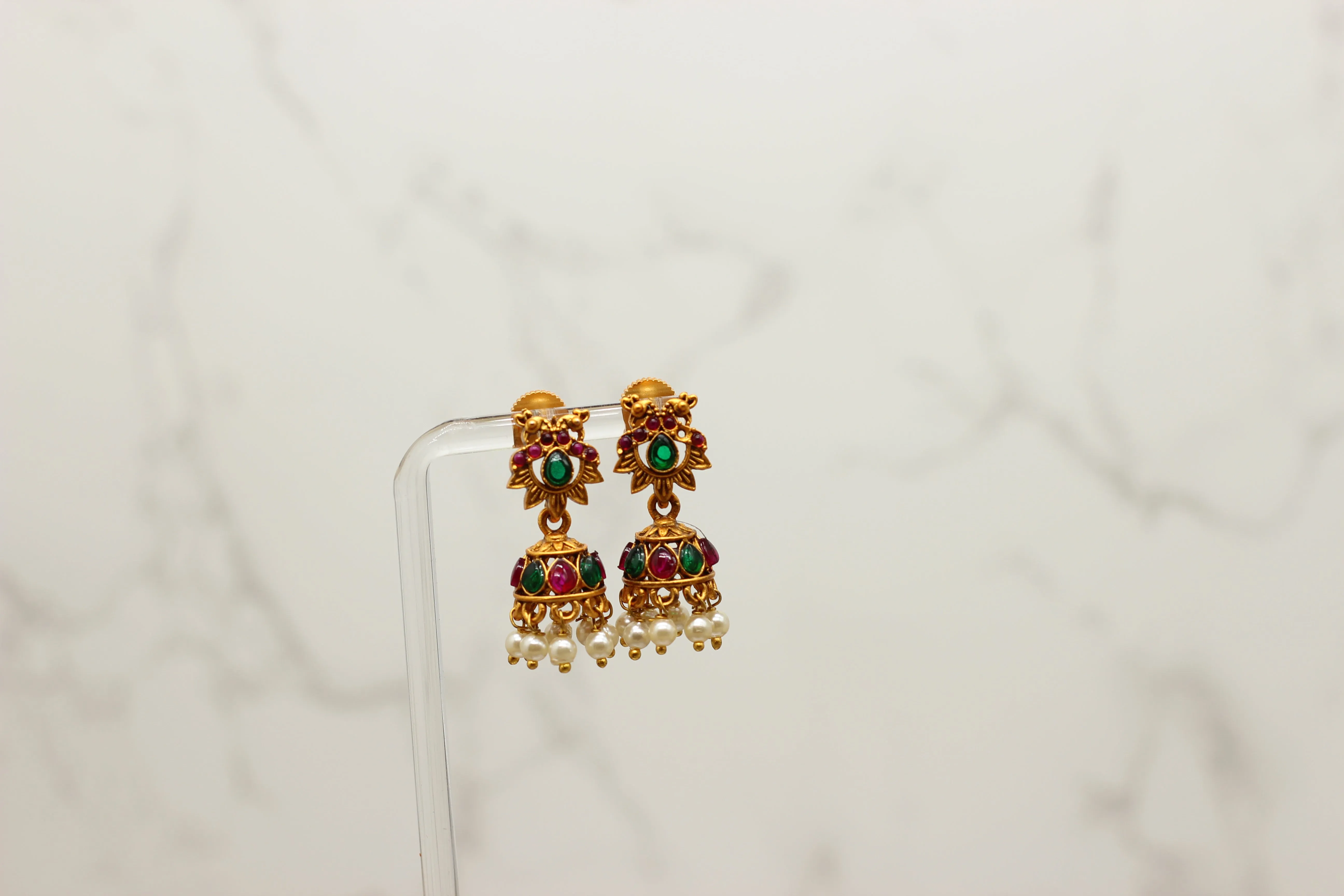 Chic Kemp Pendant and Jhumka Earring Set with Adjustable Choker