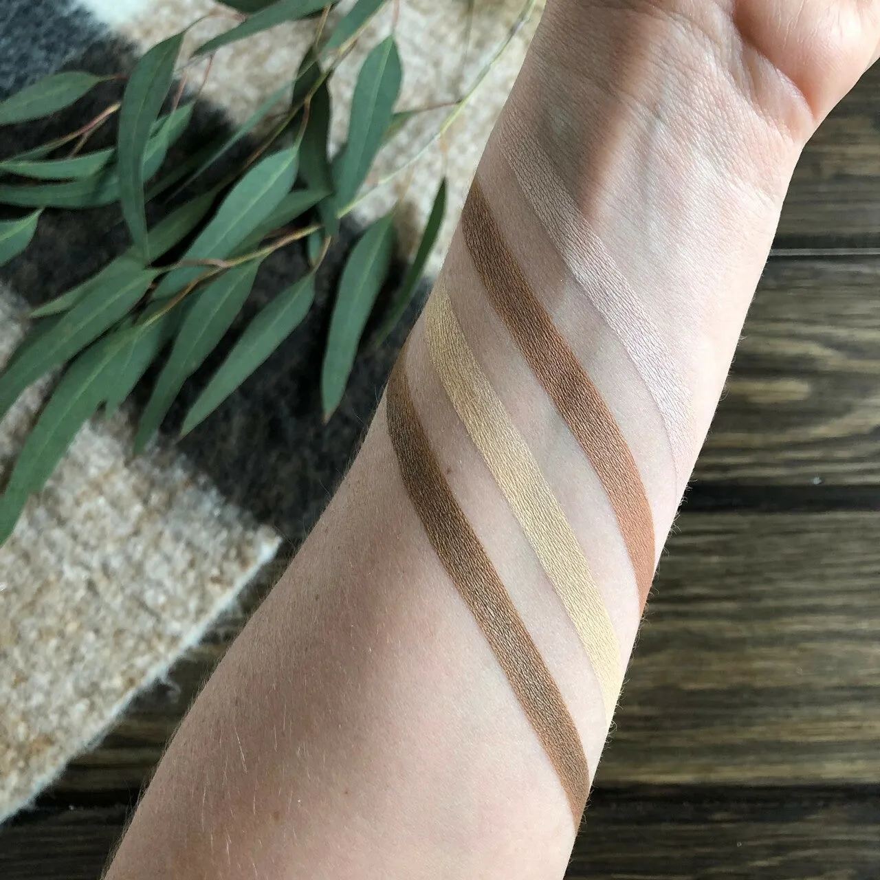 Contour - Alluring (loose)