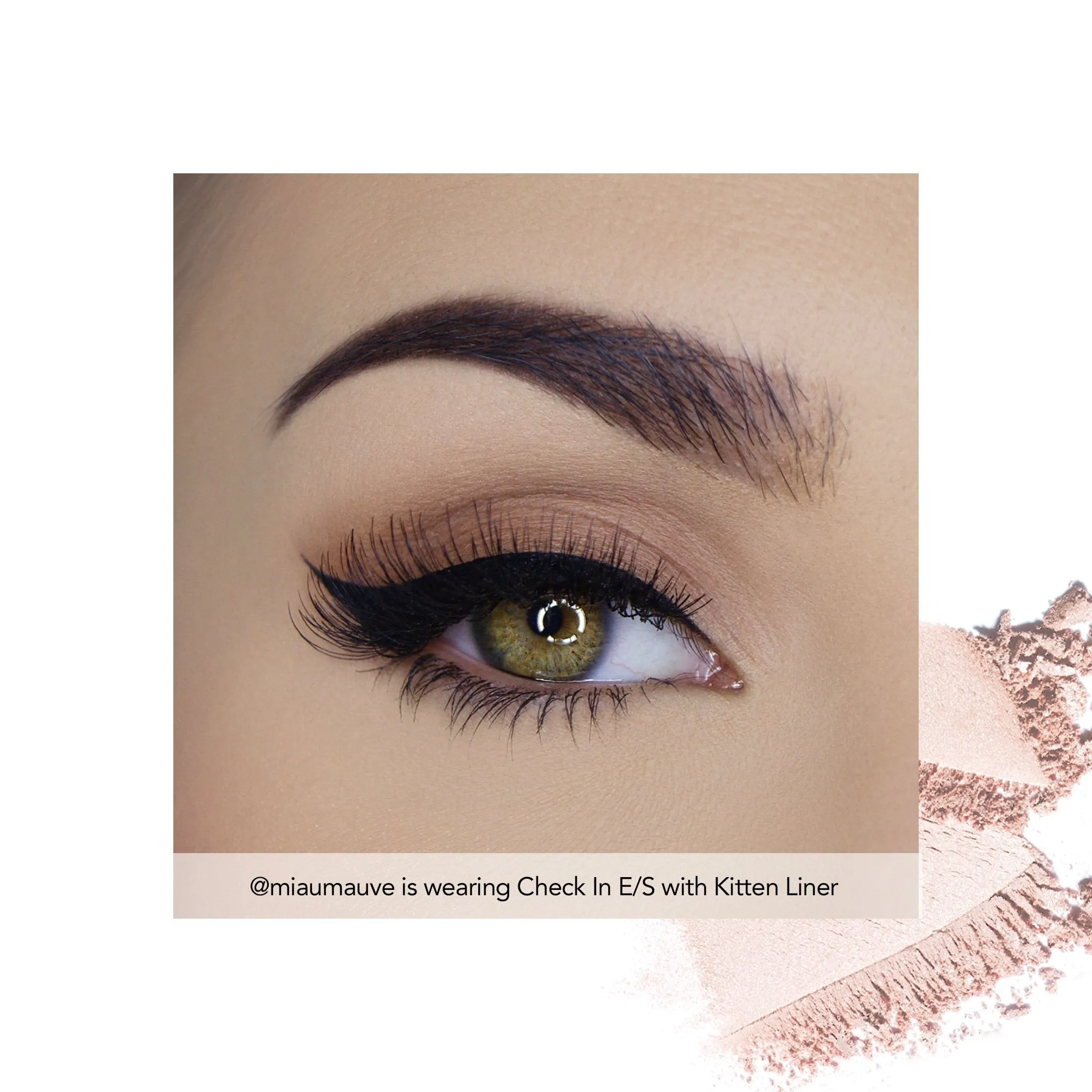 Essential Jet-Set Eyeshadow Palette
