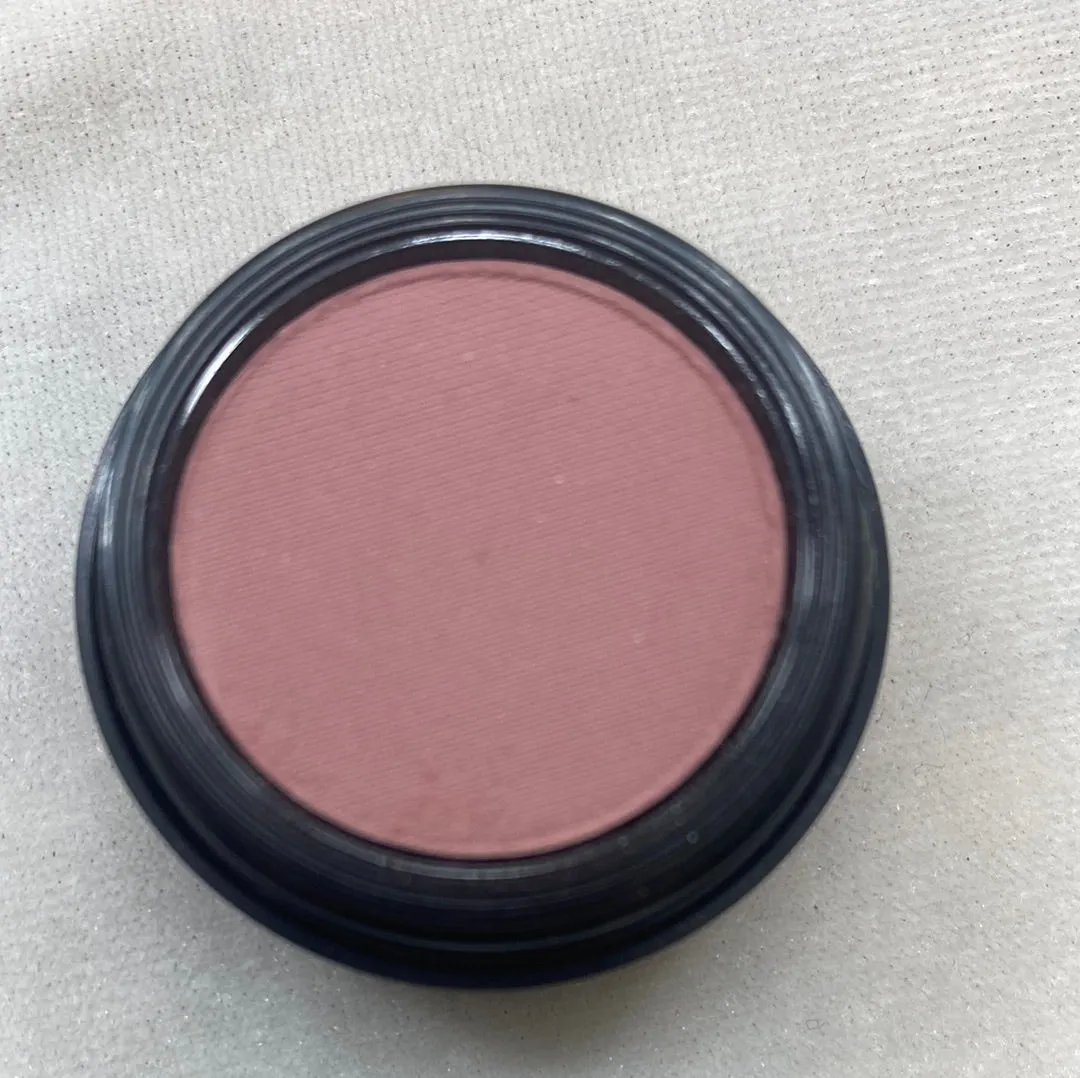 Eyeshadow Pots ~ Matte