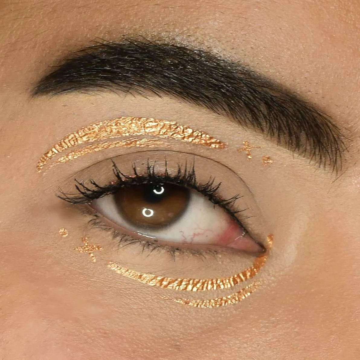 FRAME ME! METALLIC EYELINER