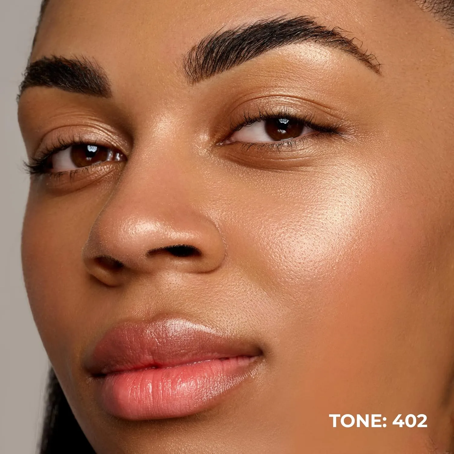 HD Highlighting Face Powder - Natural Glow and Luminous Finish, Baked Blendable Pigmented Formula - Long-lasting & Fade-Resistant Wear, 402 12g/0.42 oz