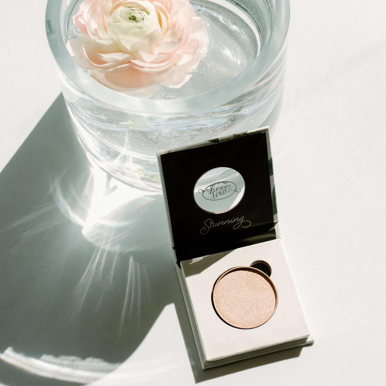 Illusion - Pressed Eye