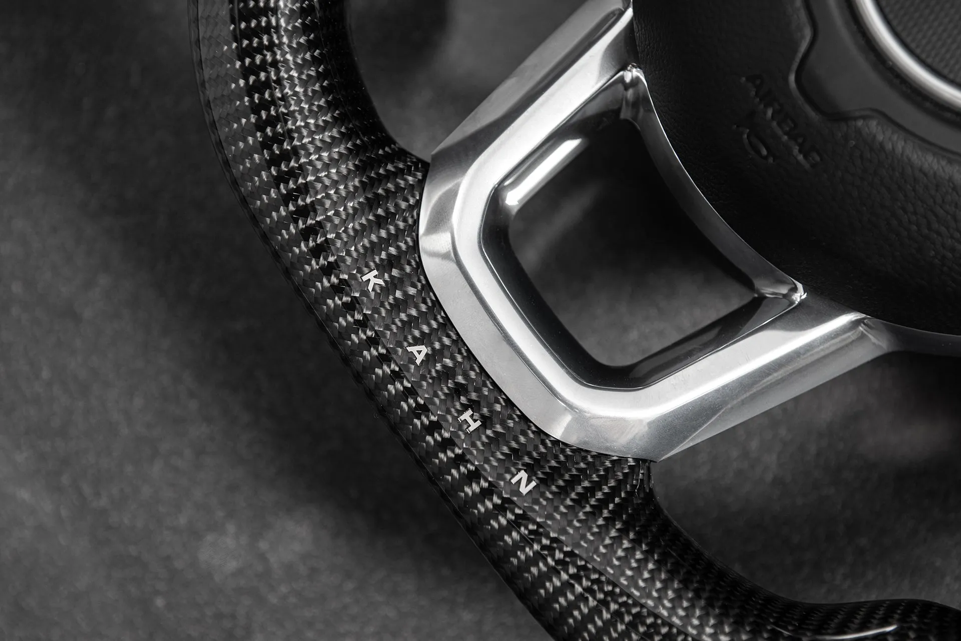 Jeep Wrangler JL (2018-Present) Carbon Sports Steering Wheel with Kahn Lettering
