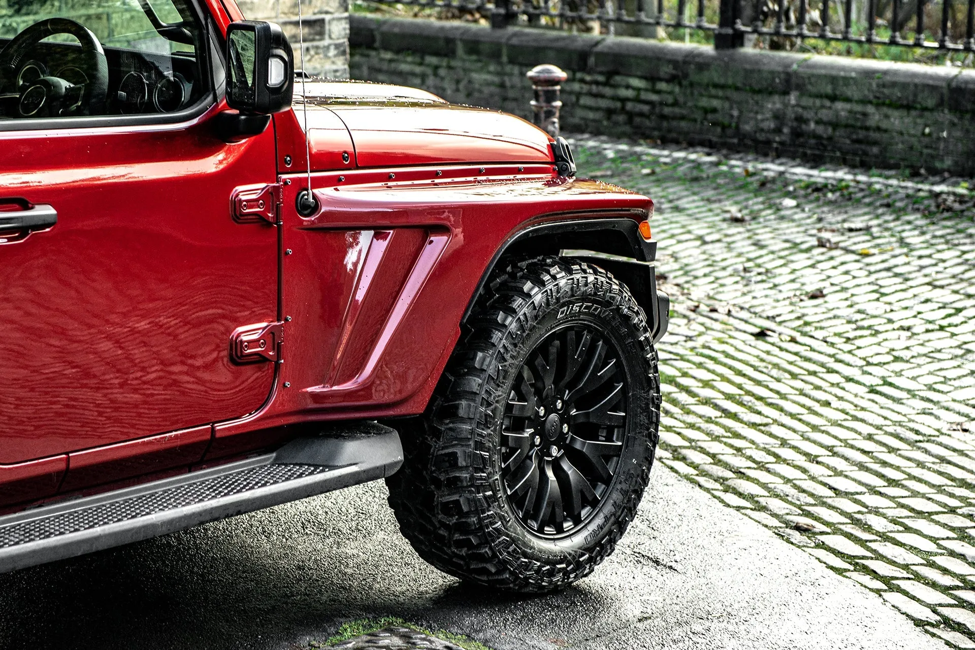 Jeep Wrangler JL 4 Door Bodyguard - Red Exterior
