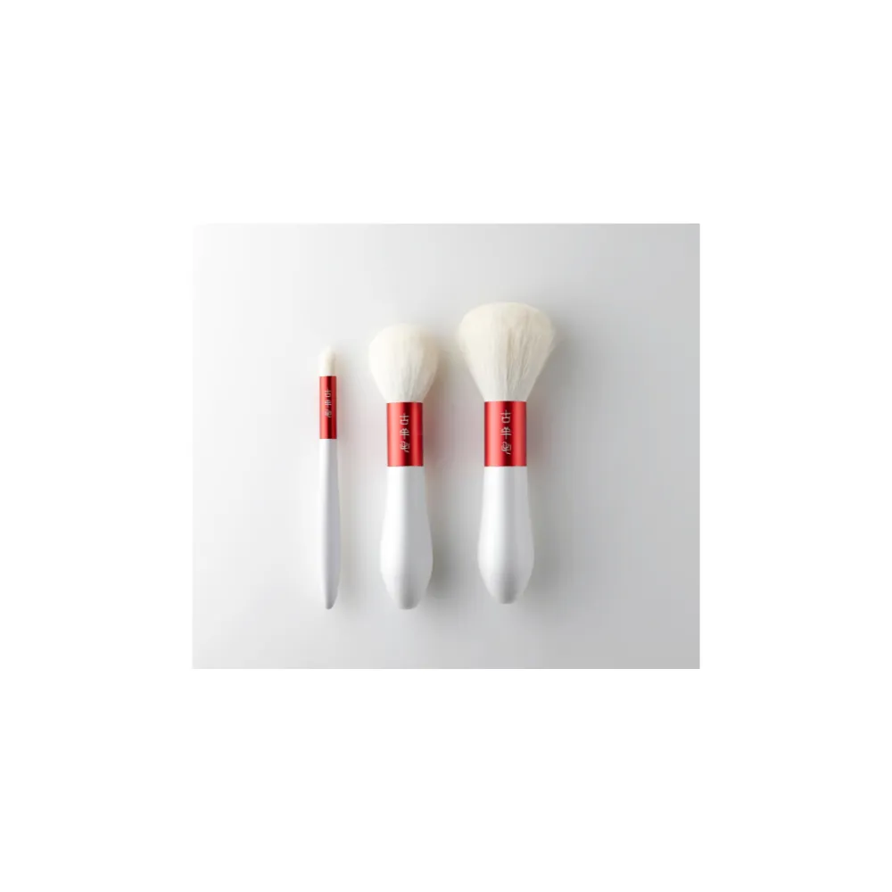 Koyomo Pearl White Cheek Brush, Hana Series