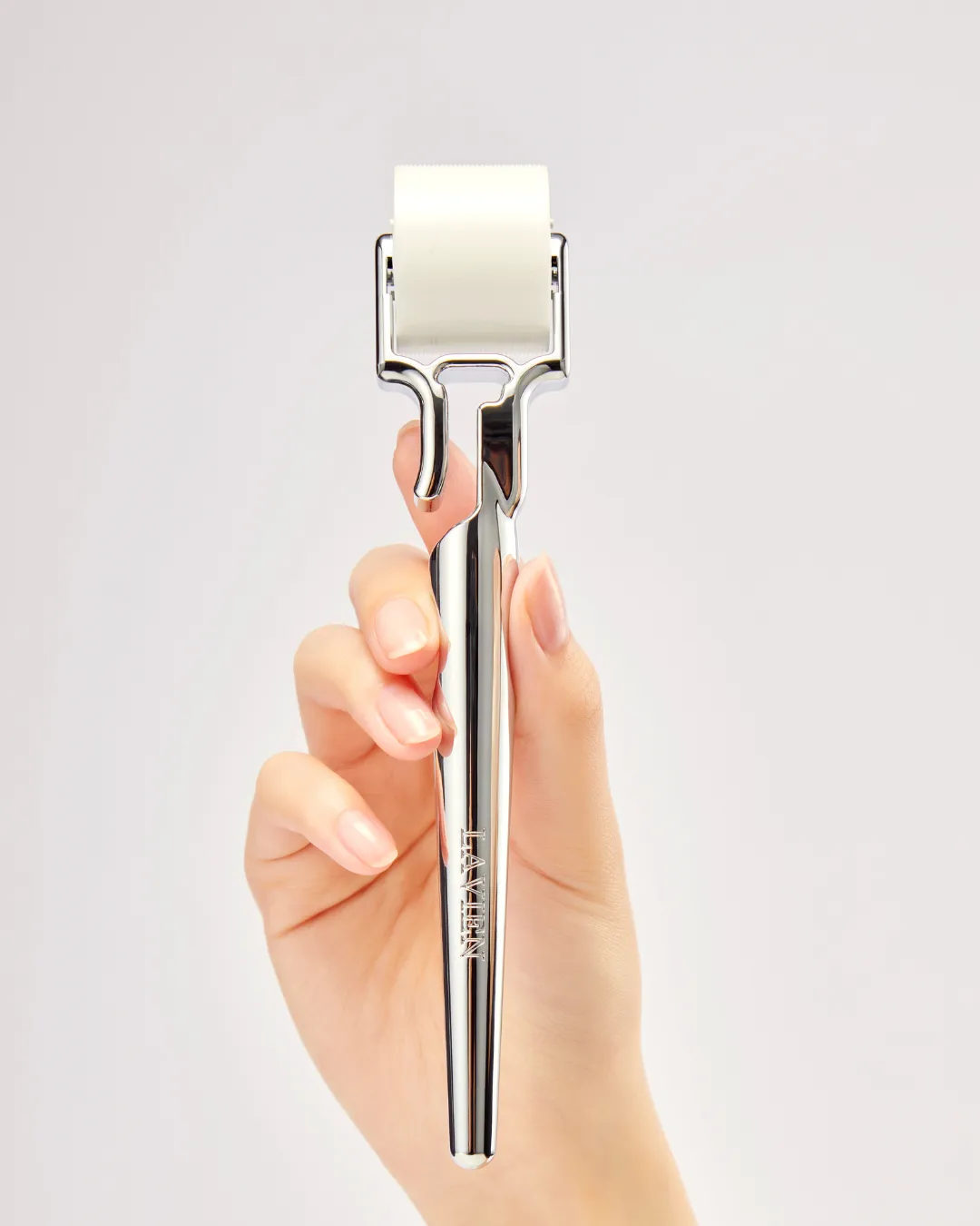 Lavien Amino Silk Skin Ampoule (Pink) / 4000 Micro Shot Skin Roller