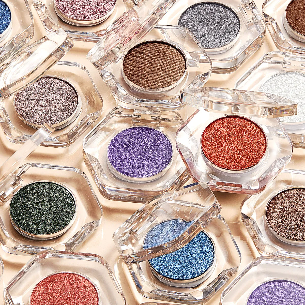 Luxaza Shining Single Eyeshadow-#06 Dark Mocha