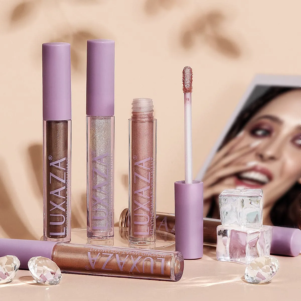 Magic Color Liquid Eyeshadow-02-Lion Shimer