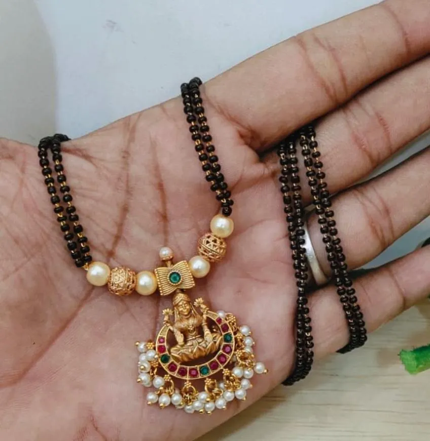Mangalsuthra Laxmi pendant Style Neckset