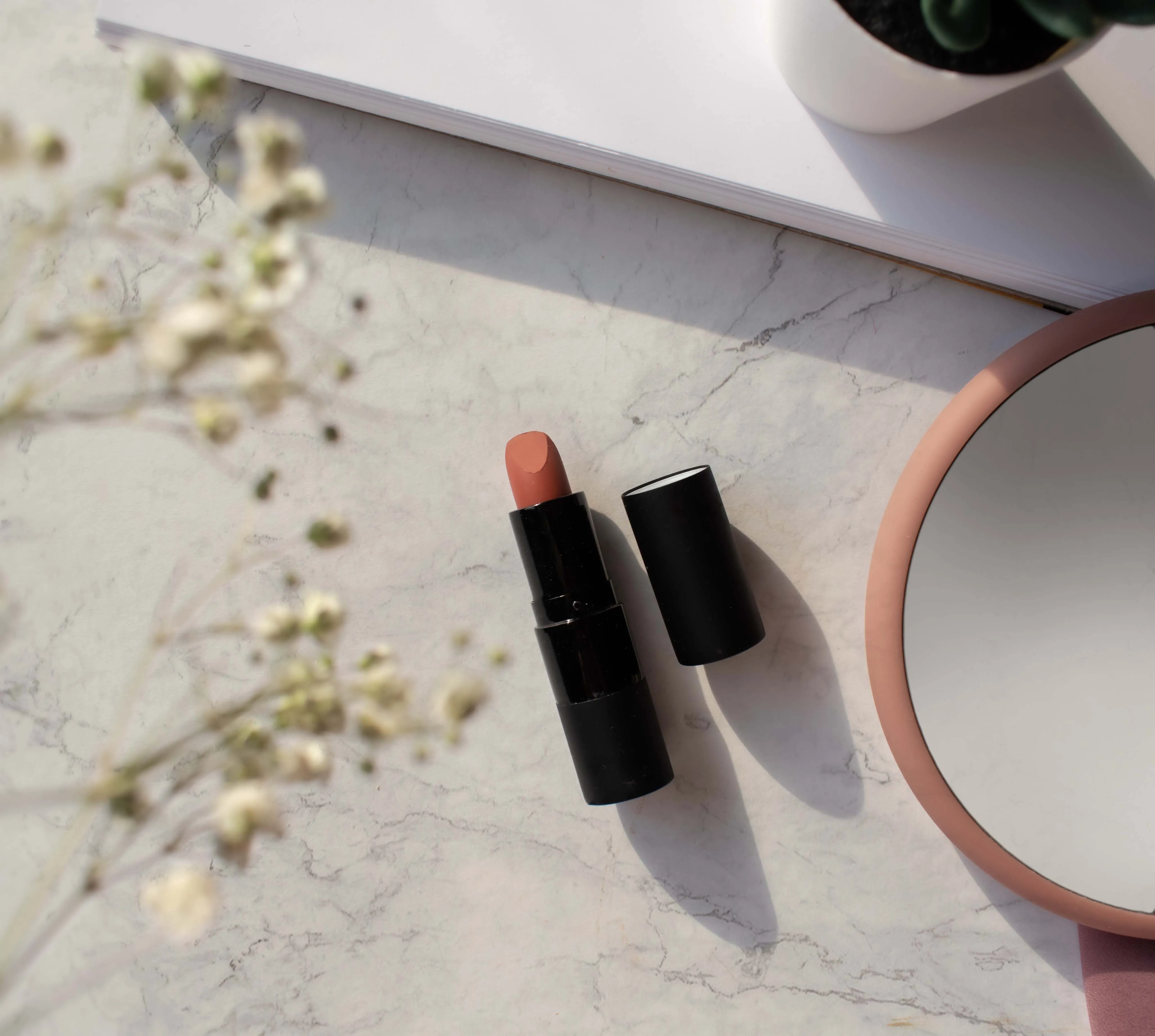 Matte Lipstick - Lust for Alluring, Flawless Lips
