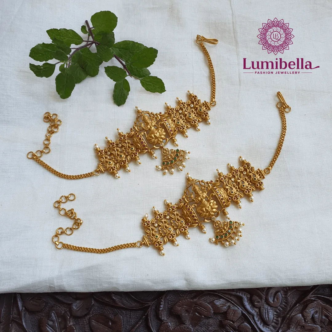 Matte Temple Style Armlet