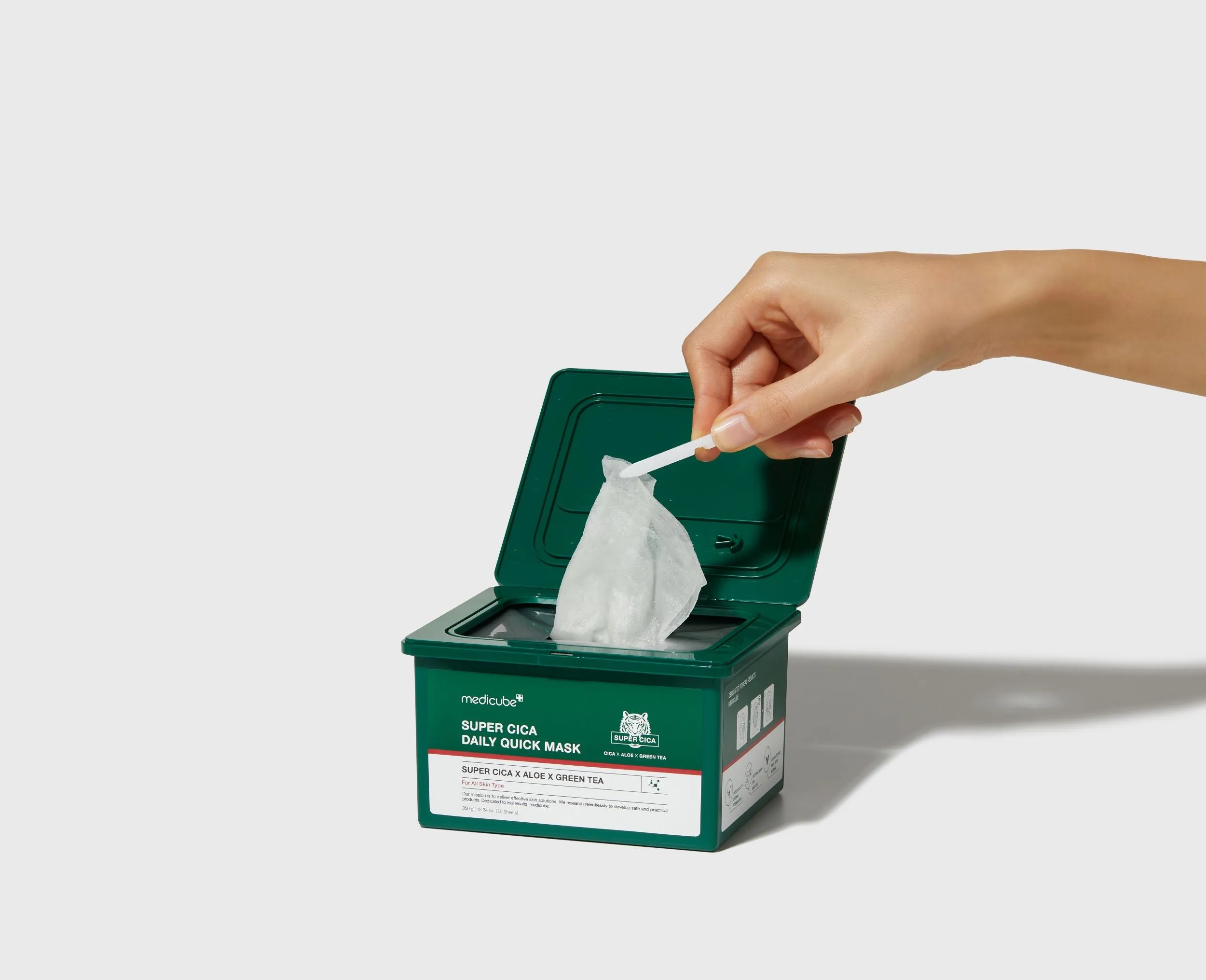 MEDICUBE Super Cica Series