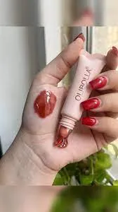 OLIBOLLA Hydrating Water Lip Gloss