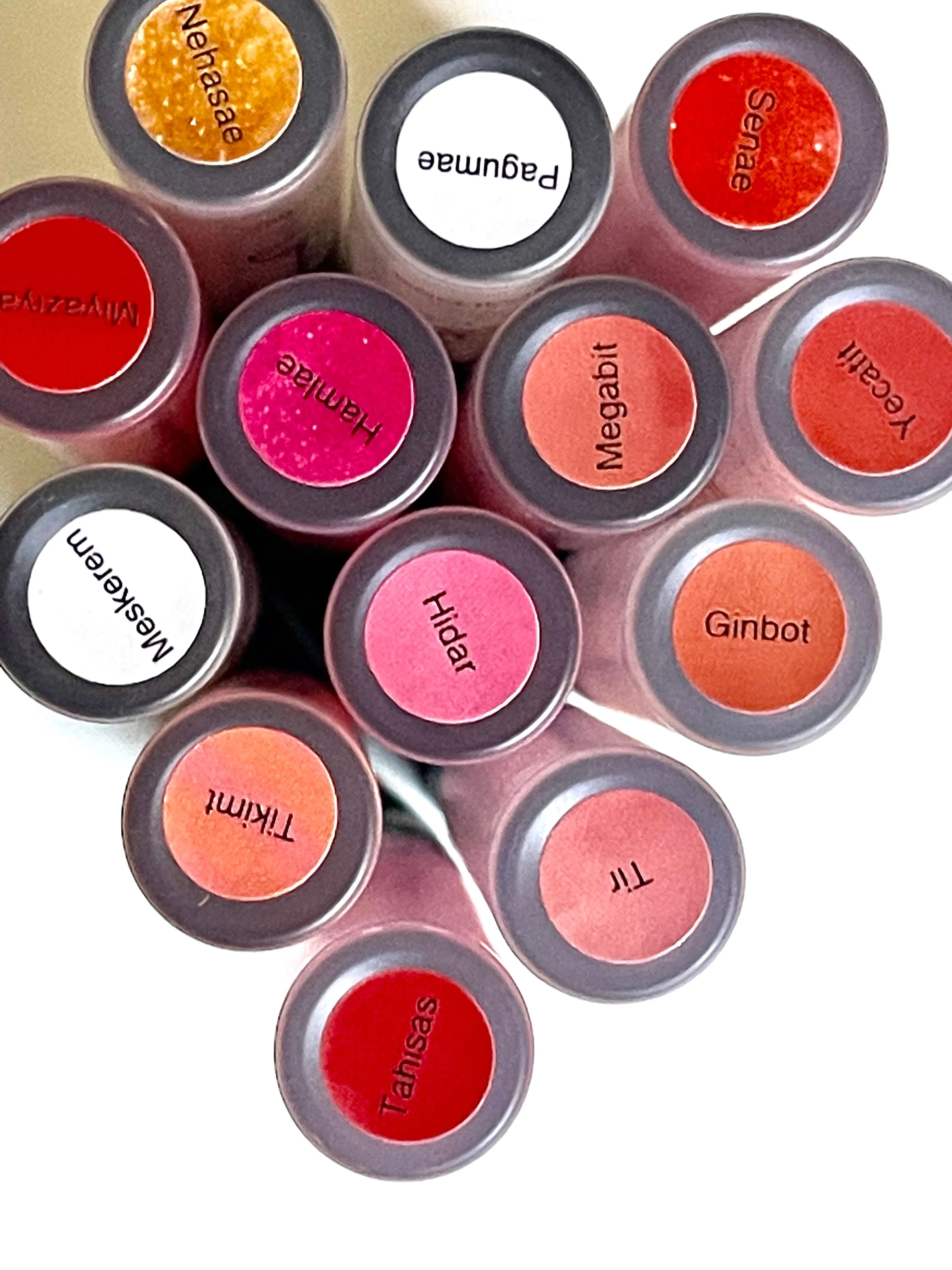 Pagume Lip Gloss (the magical month :) )