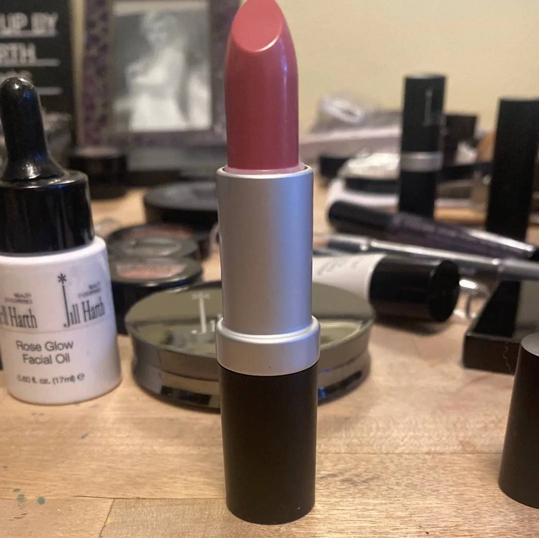 Pink Velvet Velvetine Lipstick