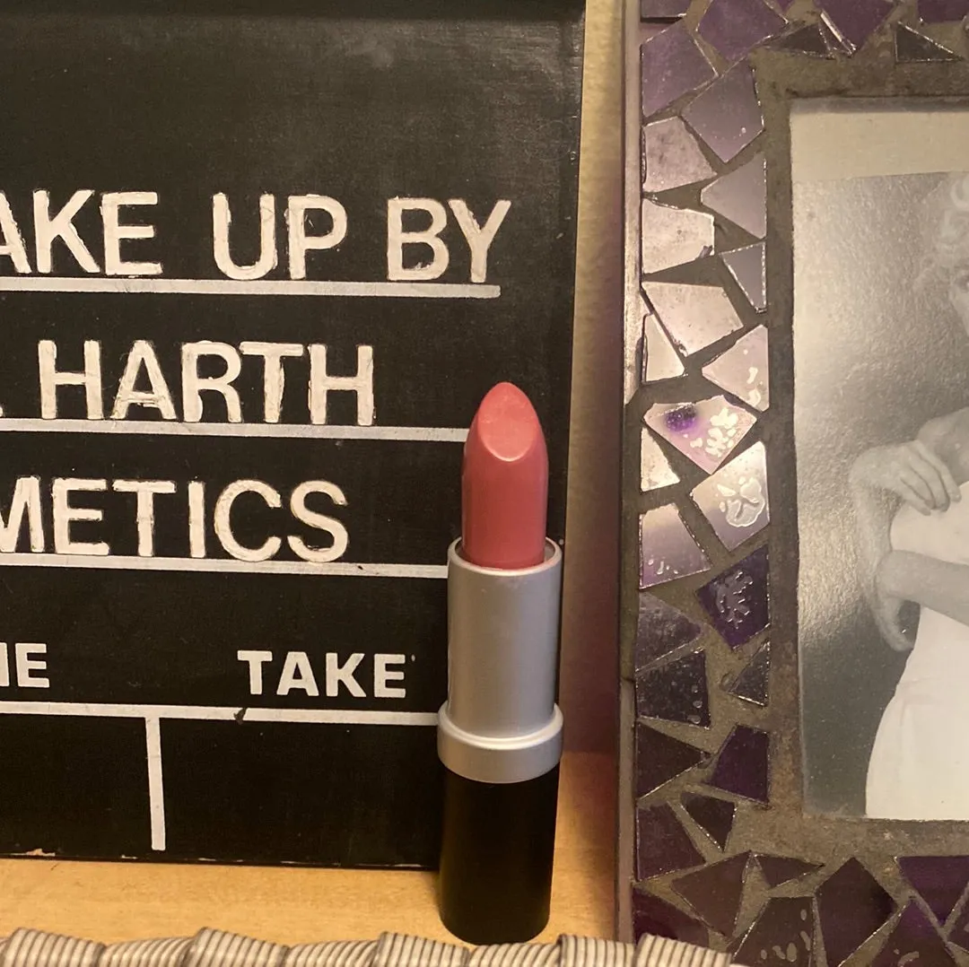Pink Velvet Velvetine Lipstick