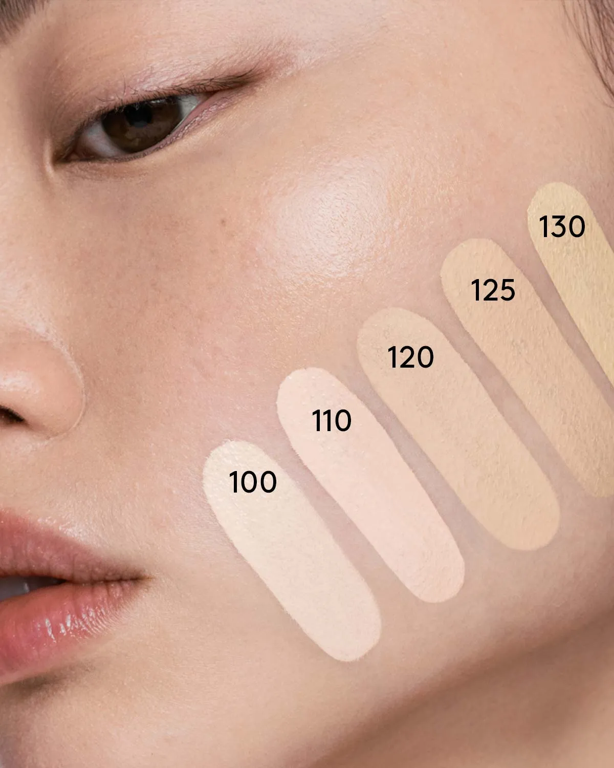 Soft'lit Naturally Luminous Longwear Foundation — 125