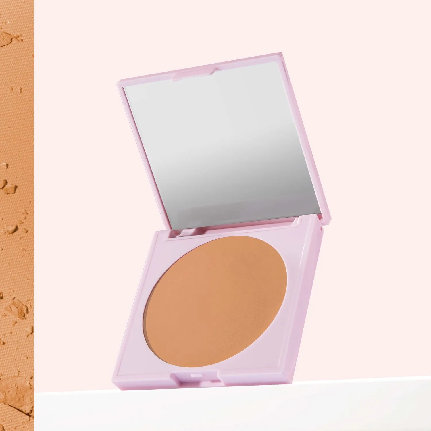 The Anti-Powder Tinted Finishing Brightener