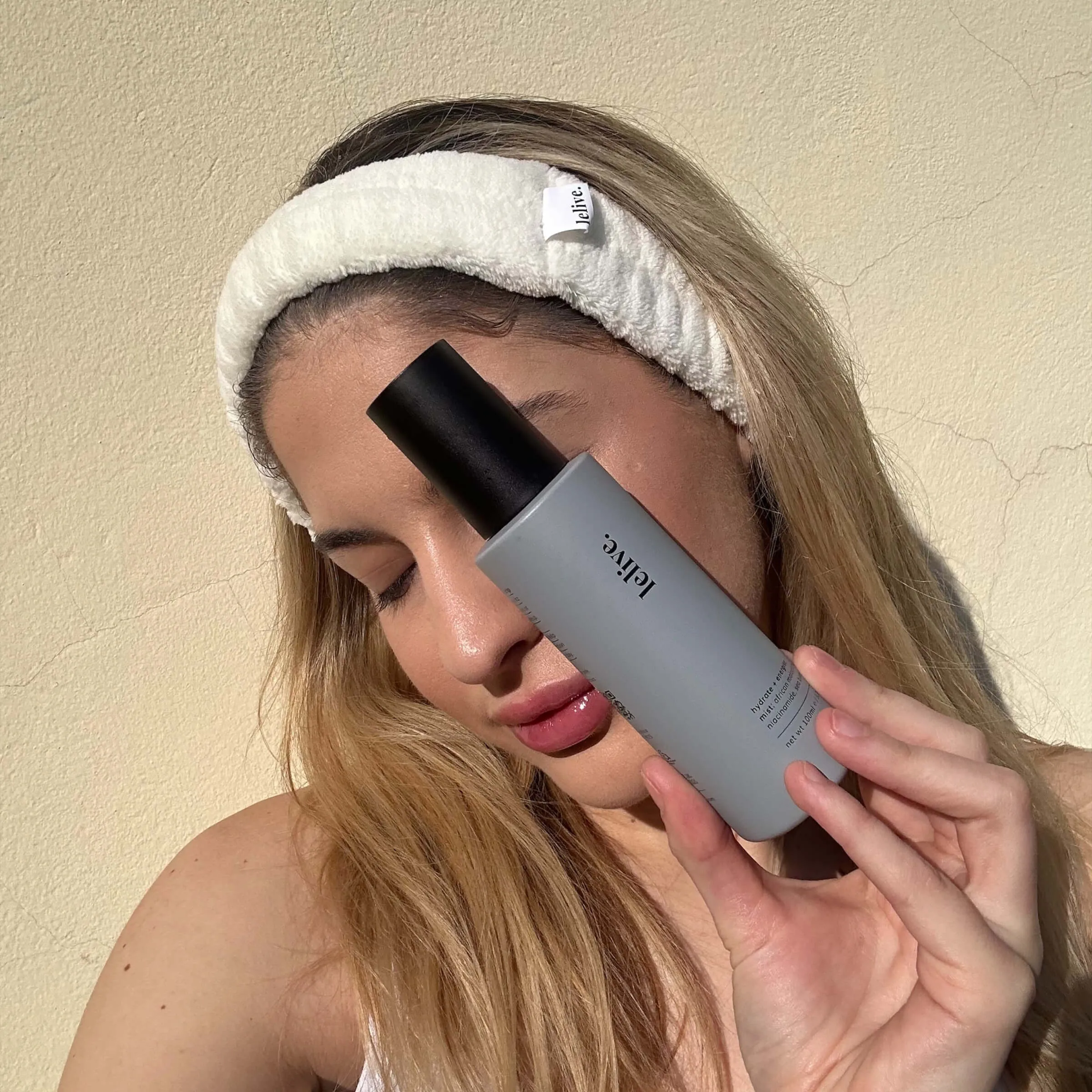 the drip | hydrate   glow setting mist