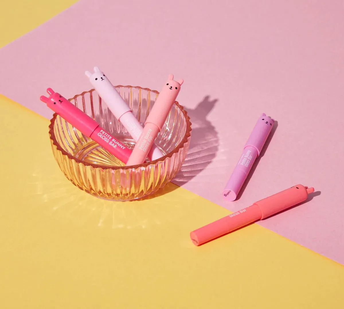 TONYMOLY Petite Bunny Gloss Bar Lipstick Type Lip Gloss احمر شفاه كلوسي لامع
